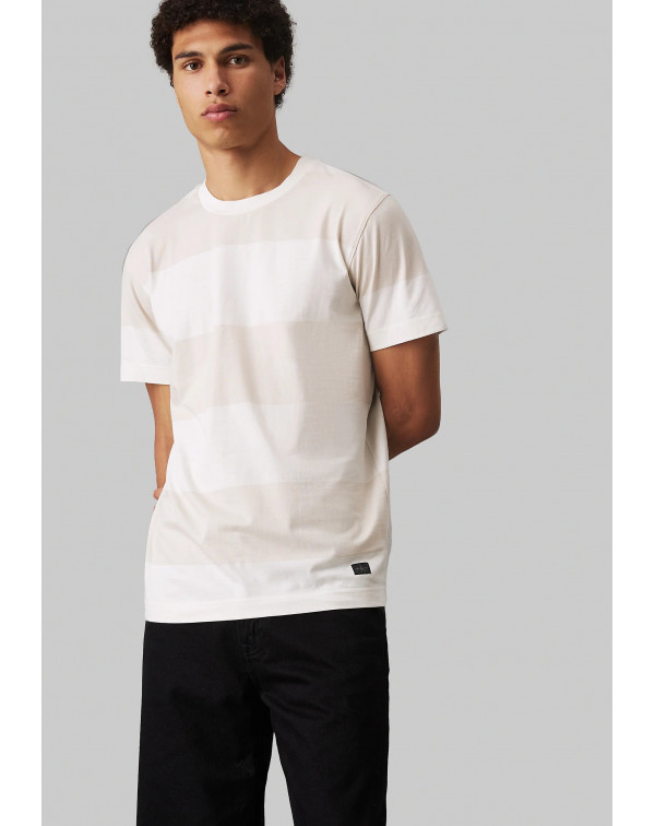 CALVIN KLEIN T-SHIRT CON STEMMA