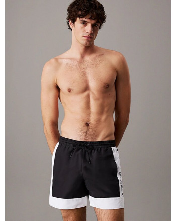 CALVIN KLEIN SHORT CON LOGO
