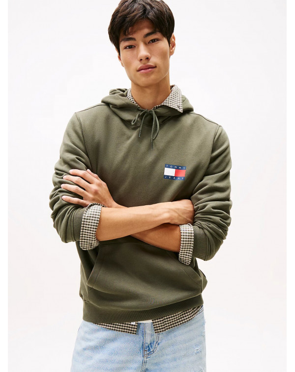 TOMMY JEANS FELPA LOGO BADGE CON CAPPUCCIO TOMMY JEANS FELPA LOGO BADGE CON CAPPUCCIO