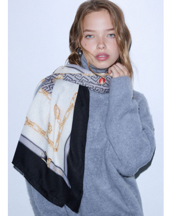 LIU.JO FOULARD GRANDE CON STAMPA CHARMES